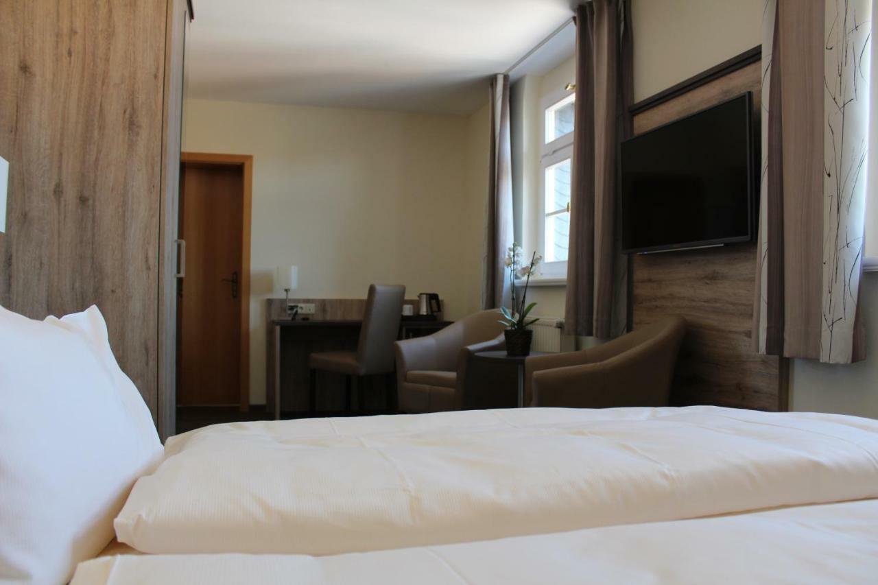 Hotel Ratskeller Schwarzenberg Schwarzenberg  Buitenkant foto